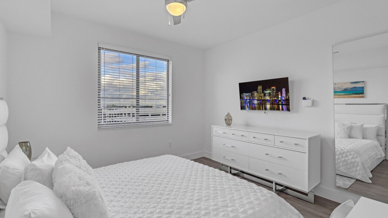 Photo of Bedroom in Doral