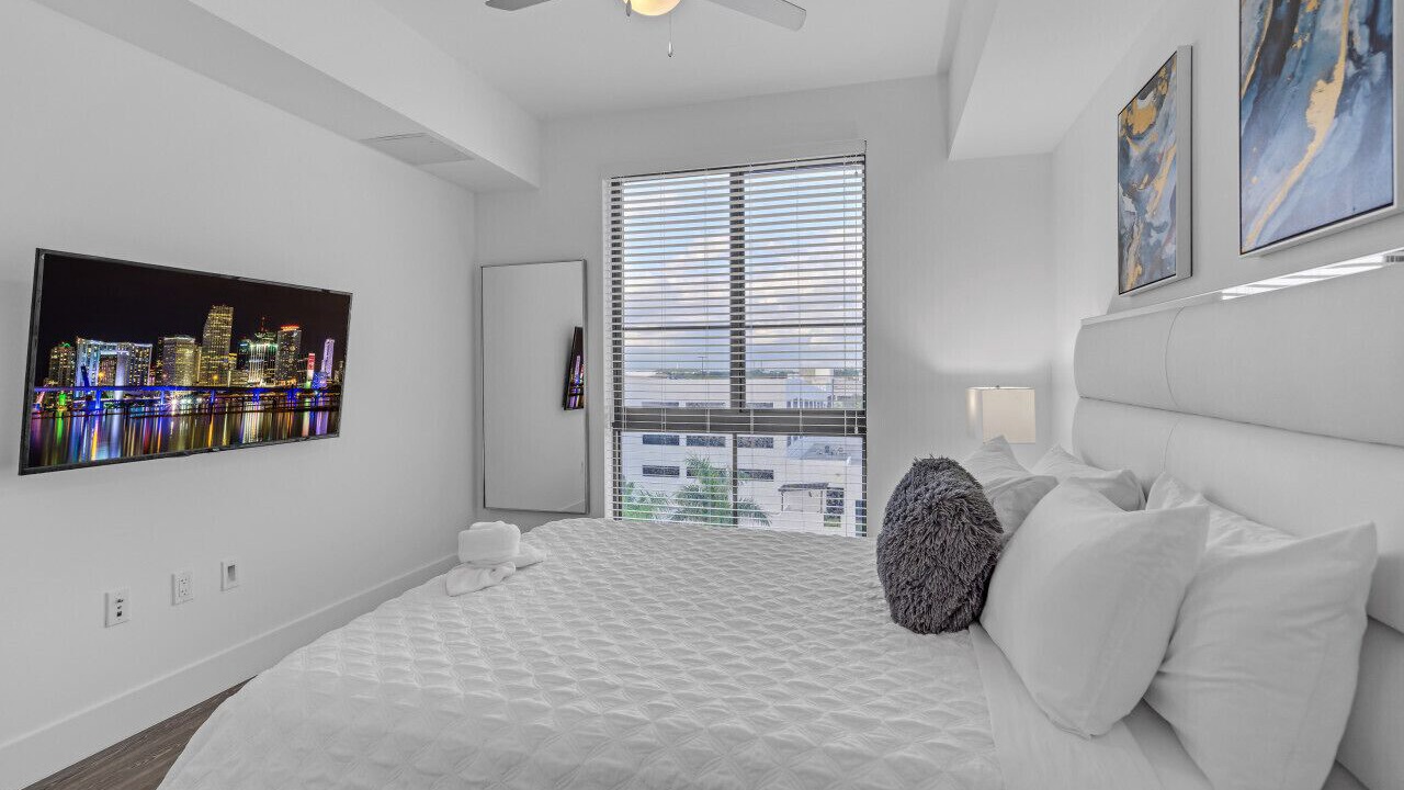 Photo of Bedroom in Doral