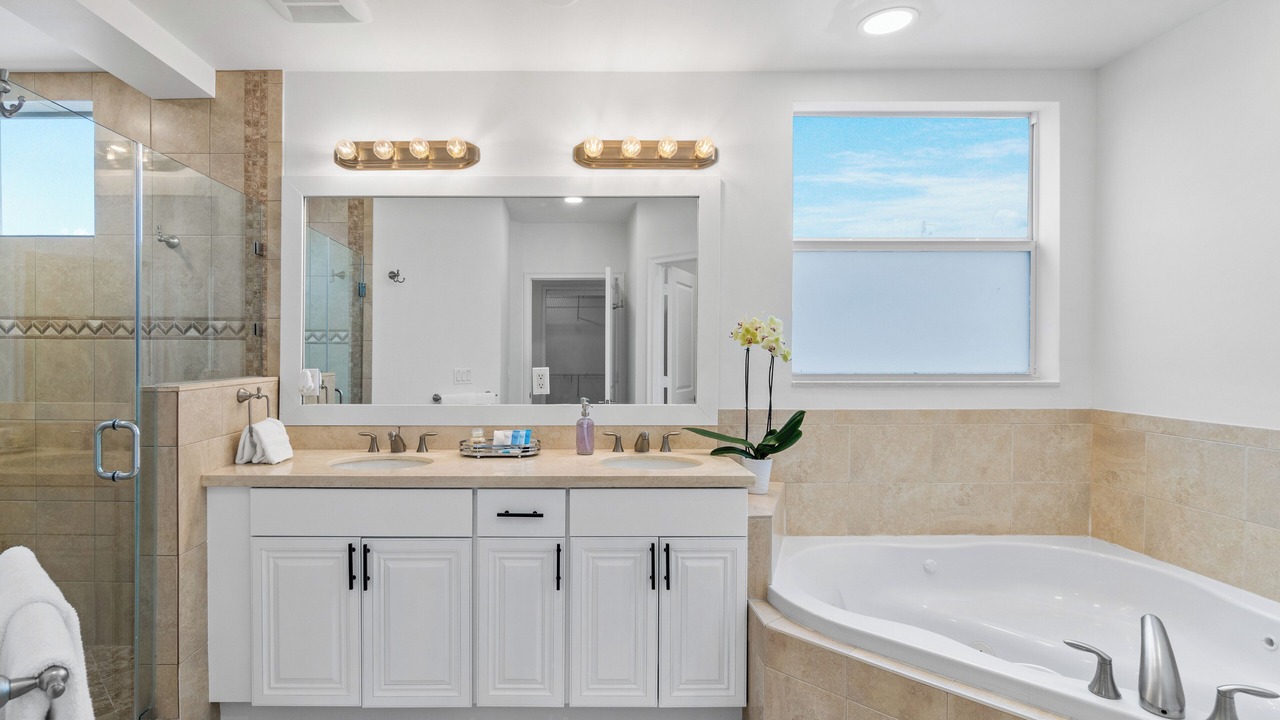 Photo of Bathroom in Lauderdale-by-the-Sea