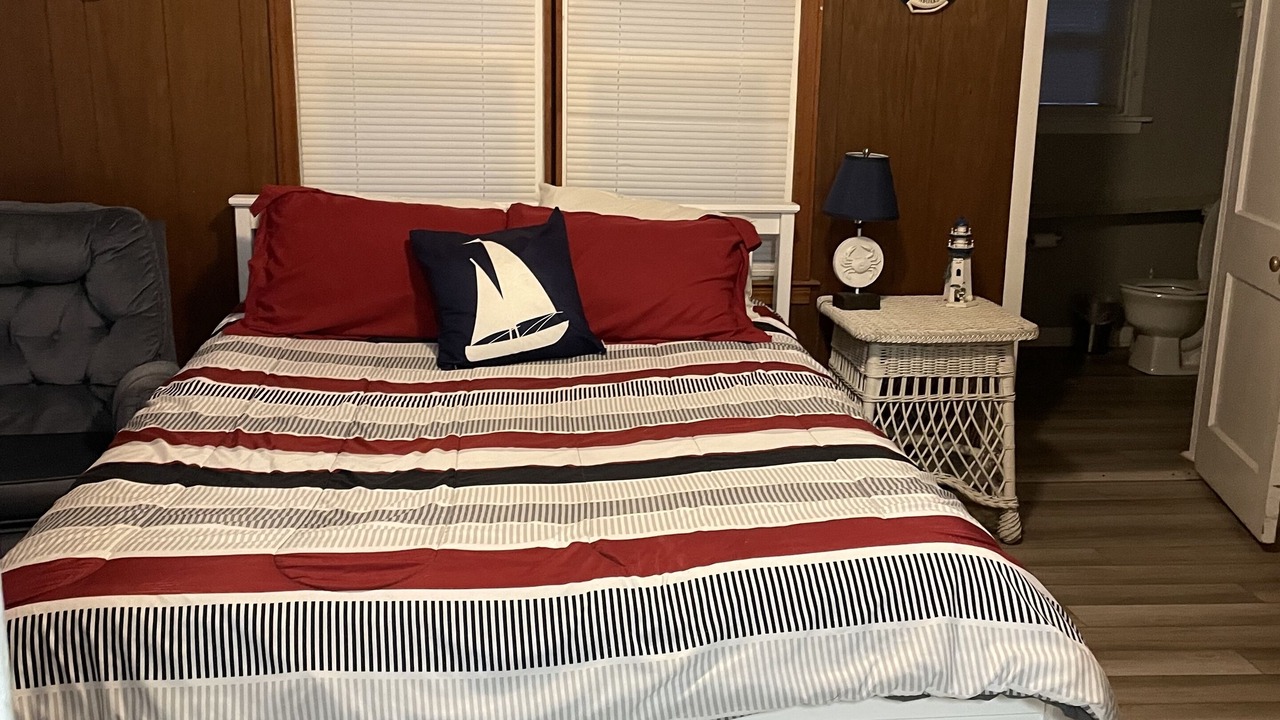 Photo of Bedroom in Edisto Island