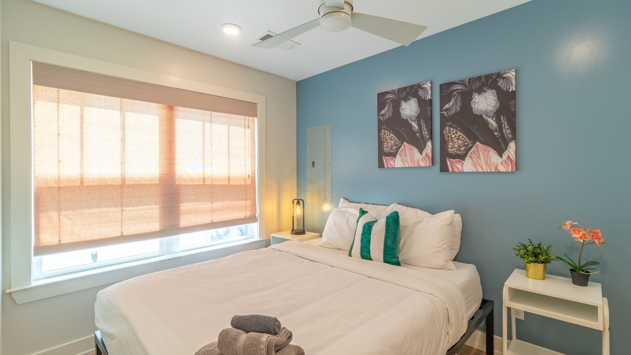 Photo of Bedroom in Cooper-Young Historic District