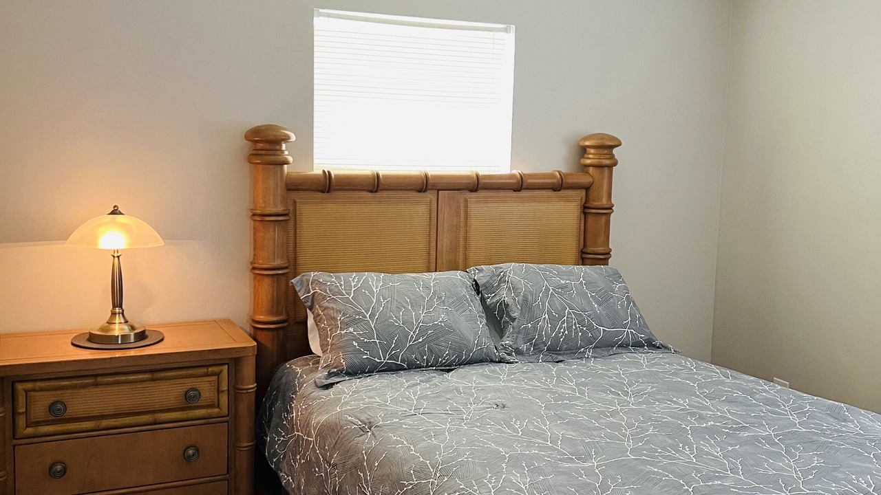Photo of Bedroom in Willoughby Acres