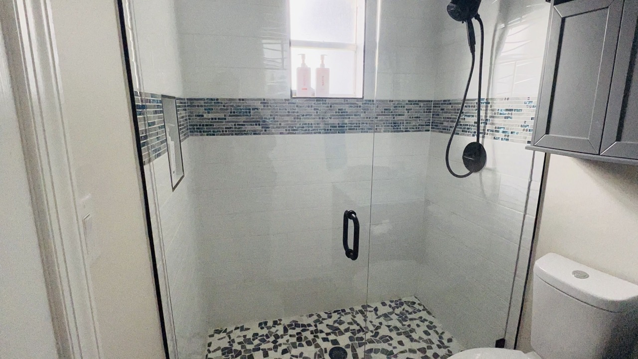 Photo of Bathroom in Willoughby Acres