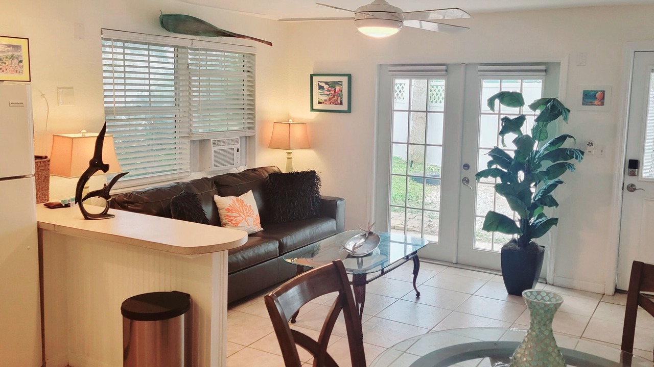 Photo of Livingroom in Ormond Beach