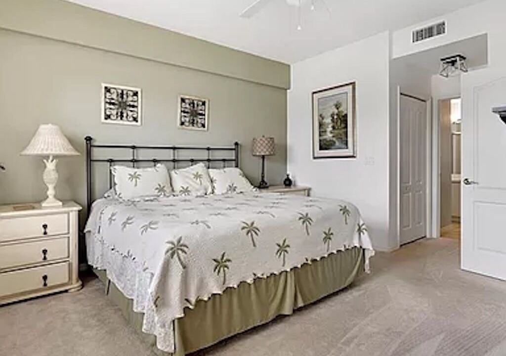 Photo of Bedroom in Naples