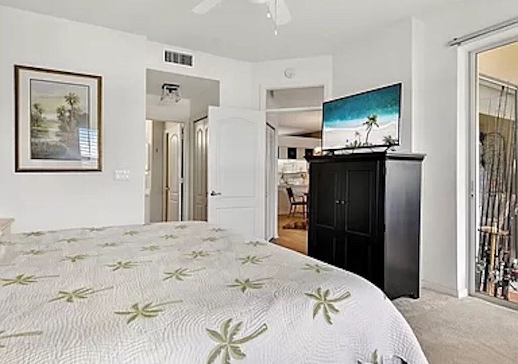 Photo of Bedroom in Naples