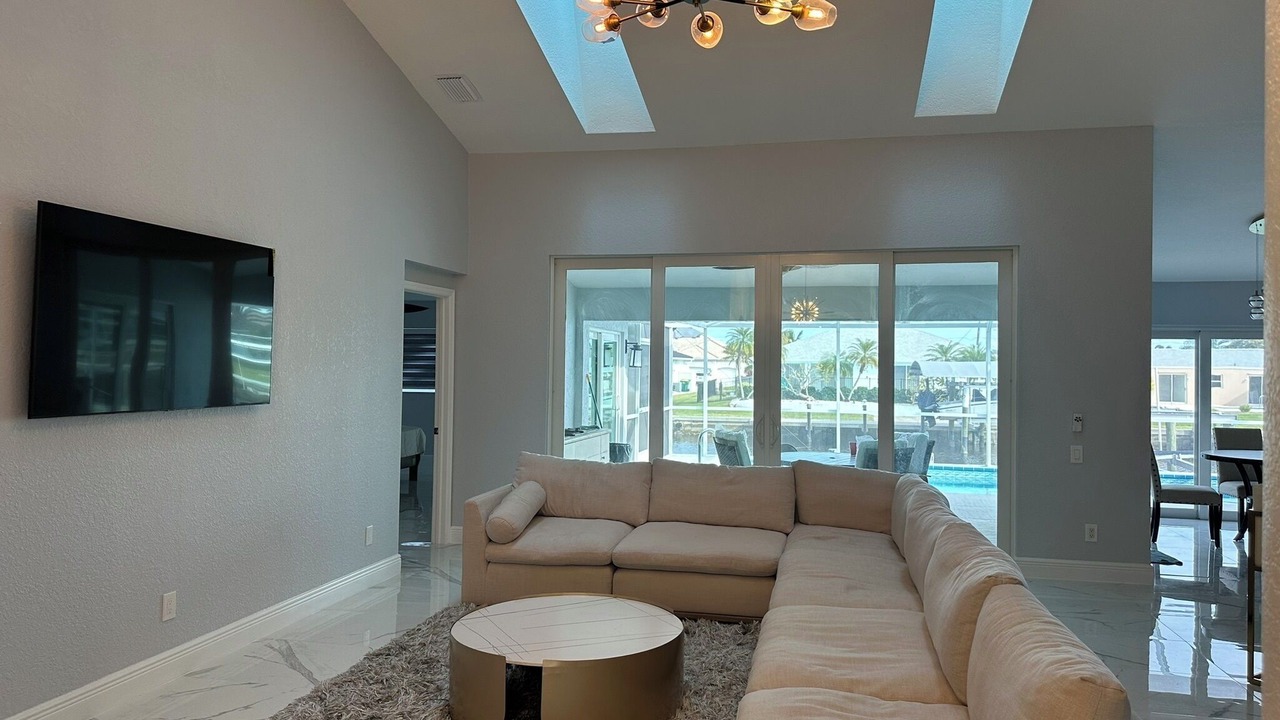 Photo of Livingroom in Gulf Cove