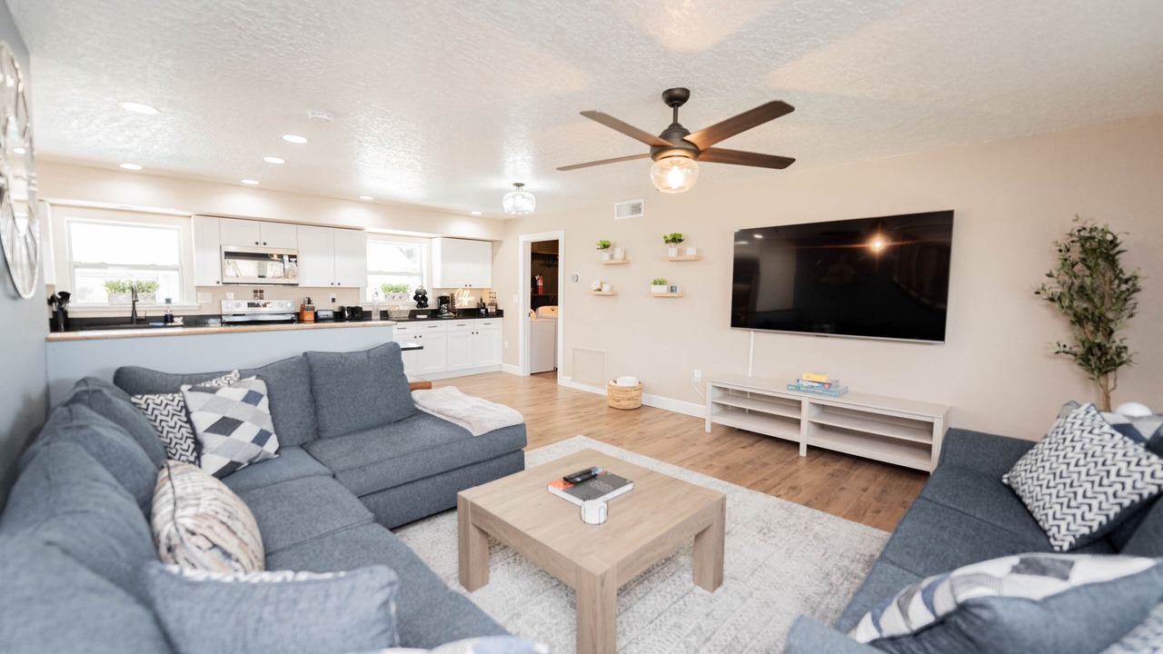 Photo of Livingroom in Fowlers