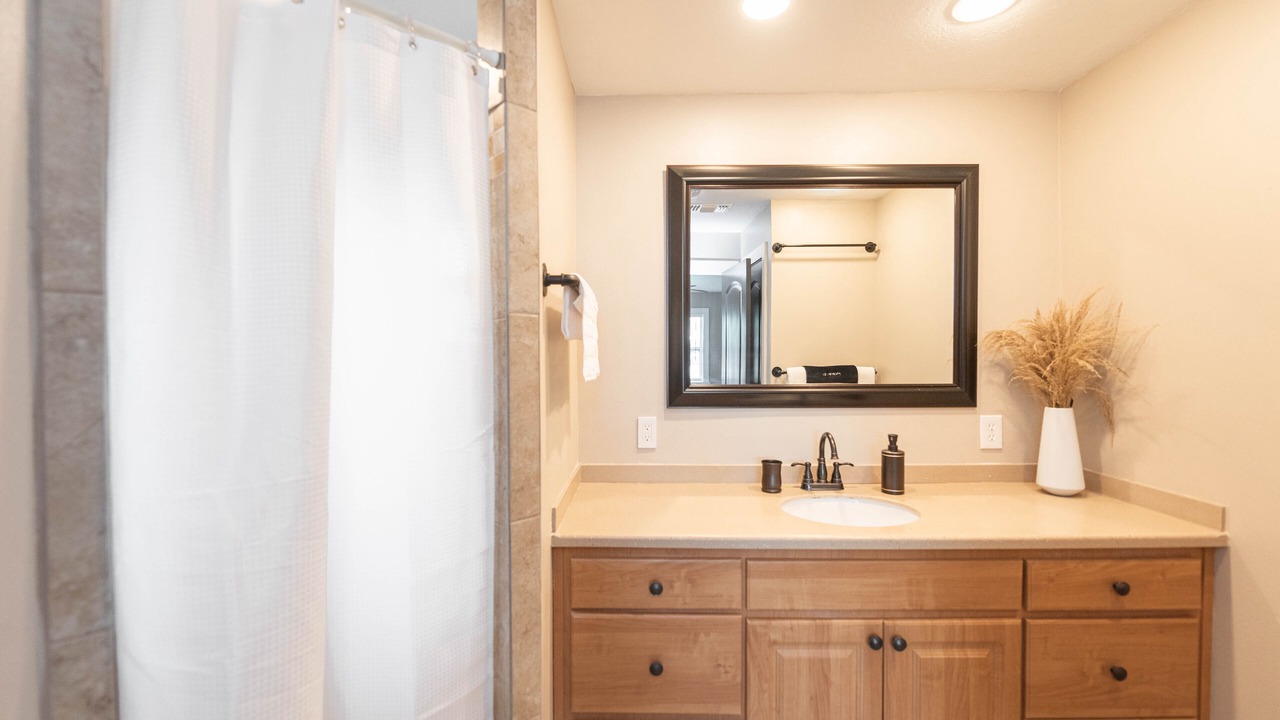 Photo of Bathroom in Fowlers