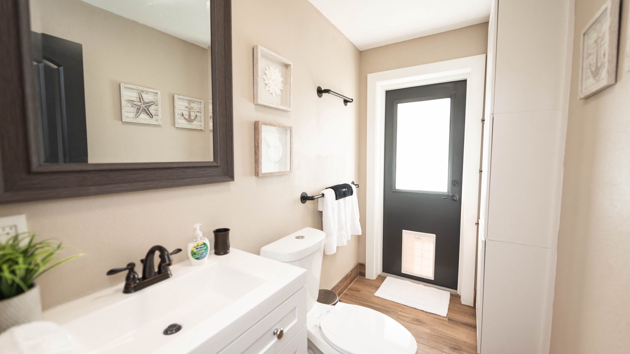 Photo of Bathroom in Fowlers