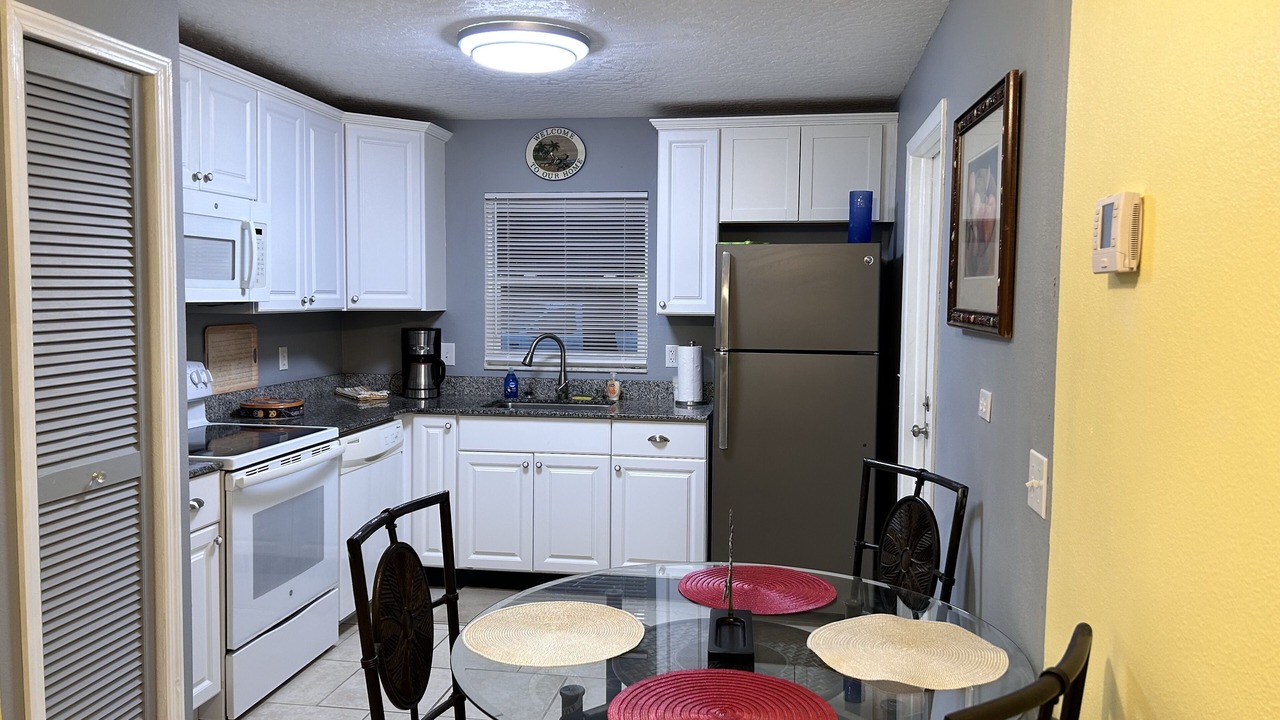 Photo of Kitchen in Tropic