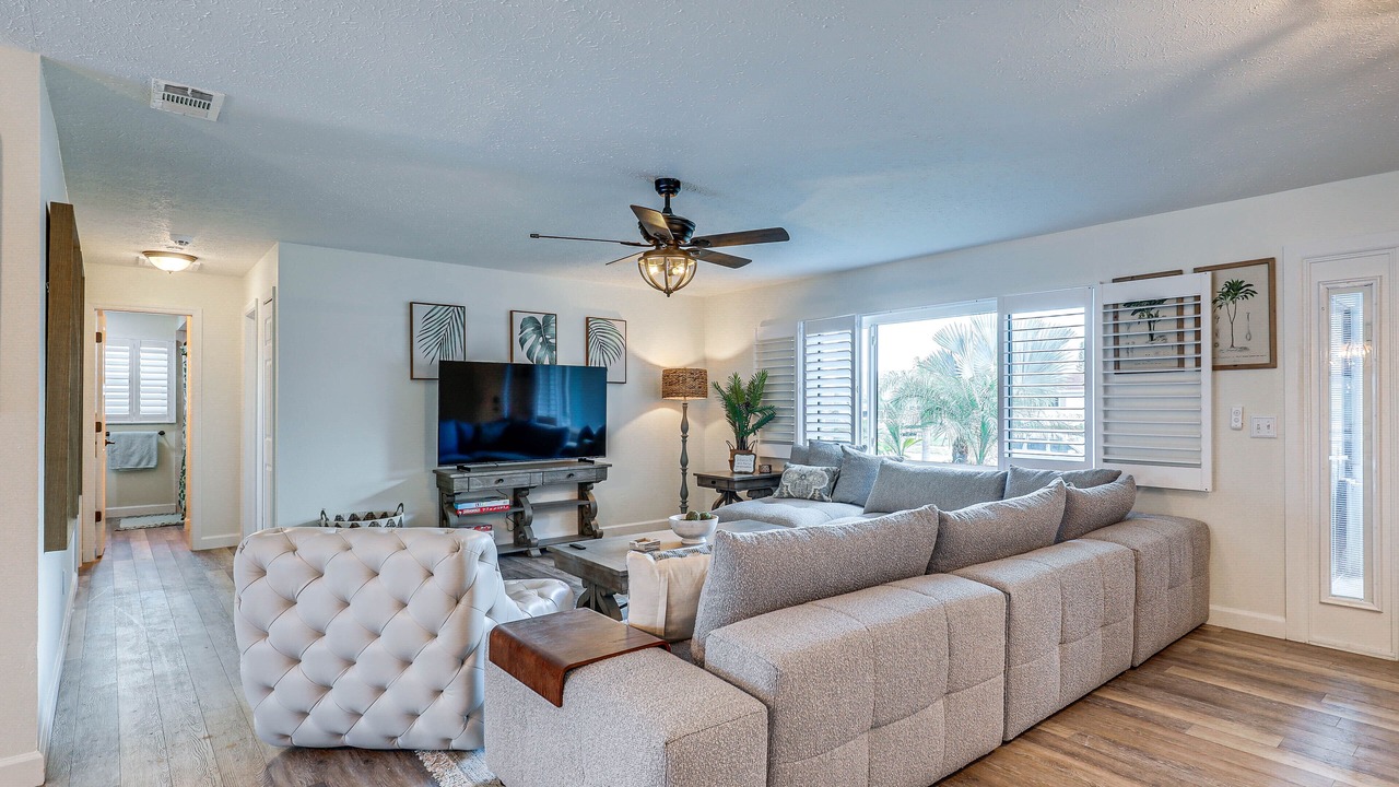 Photo of Bedroom in Apollo Beach