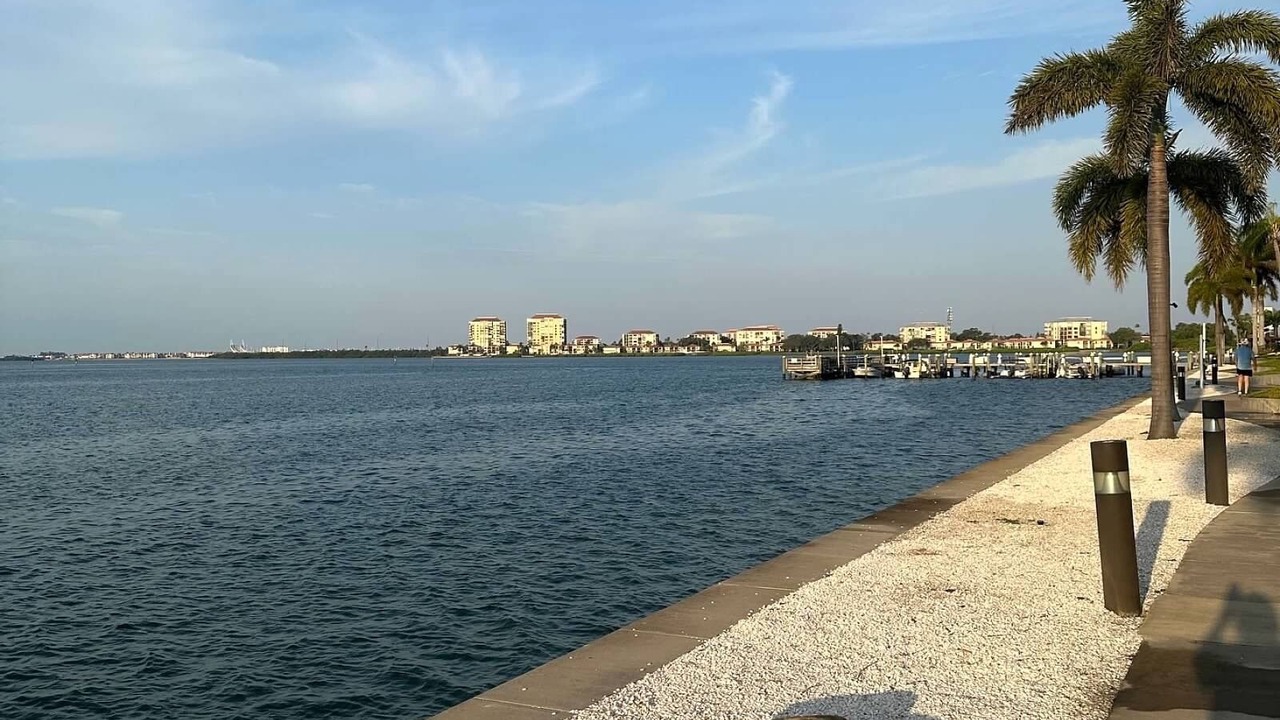 Photo of Outdoor in Bayway Isles