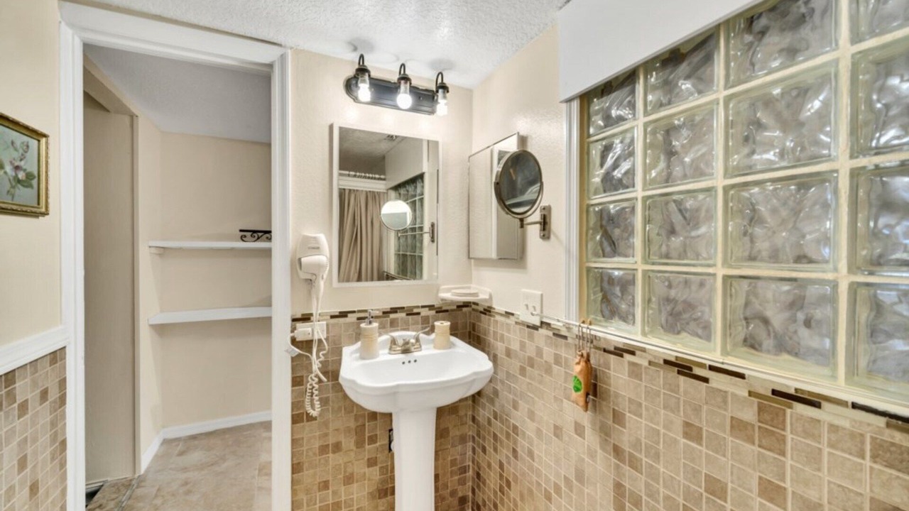 Photo of Bathroom in Kissimmee