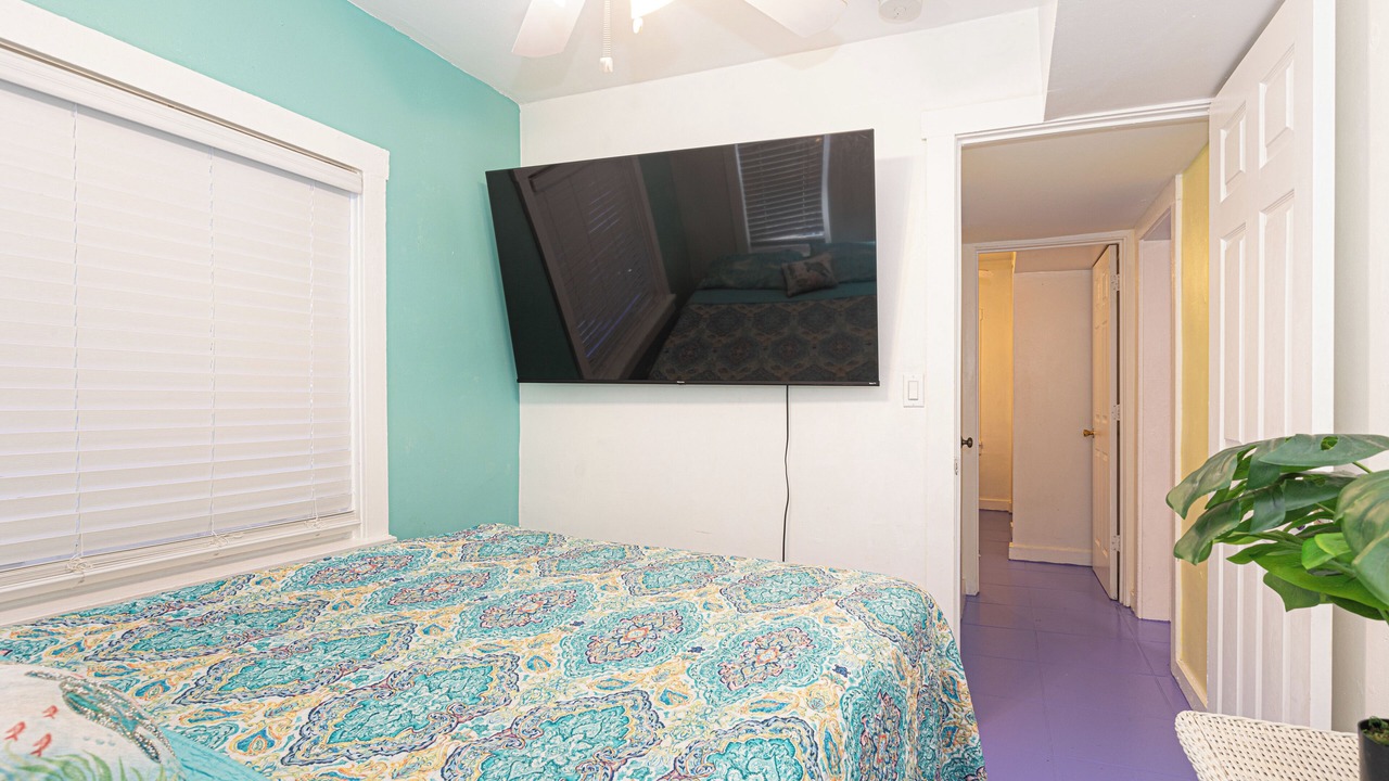 Photo of Bedroom in Parrot Cove