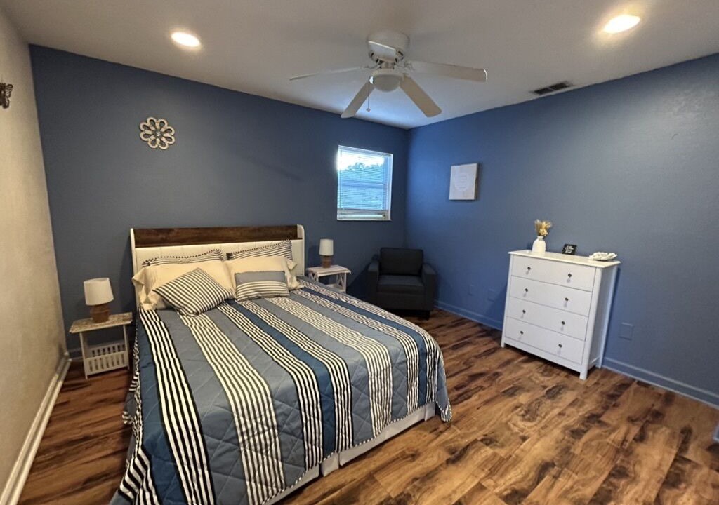 Photo of Bedroom in Belleview Heights