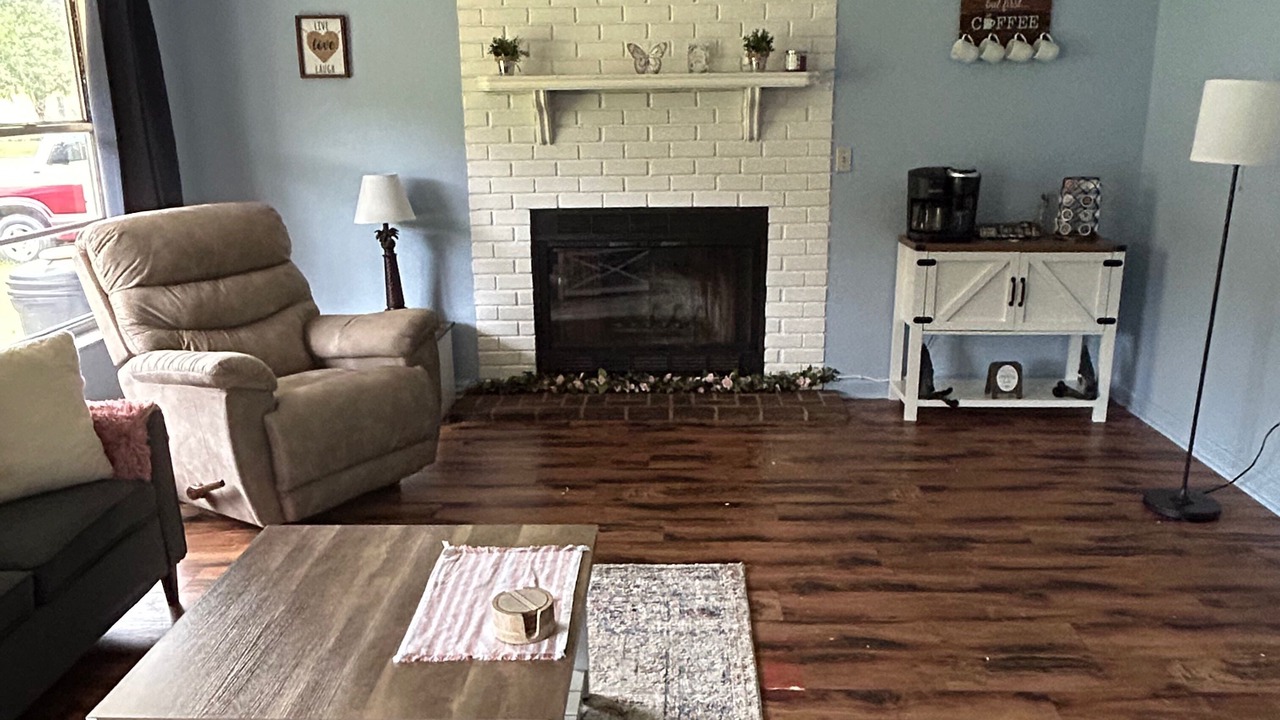 Photo of Livingroom in Belleview Heights