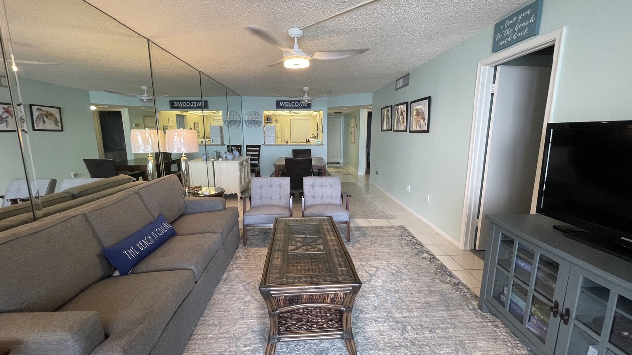 Photo of Livingroom in Fort Pierce Shores
