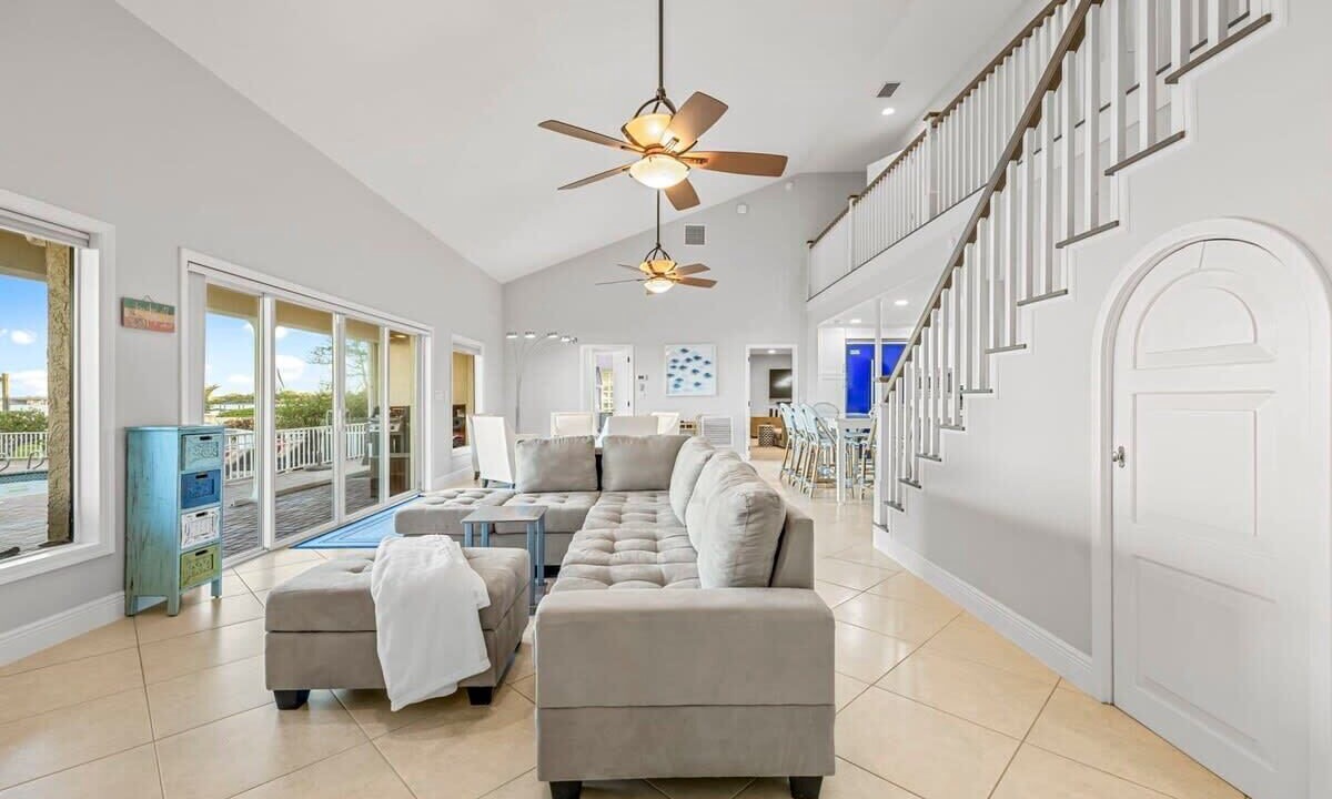 Photo of Livingroom in Sanders