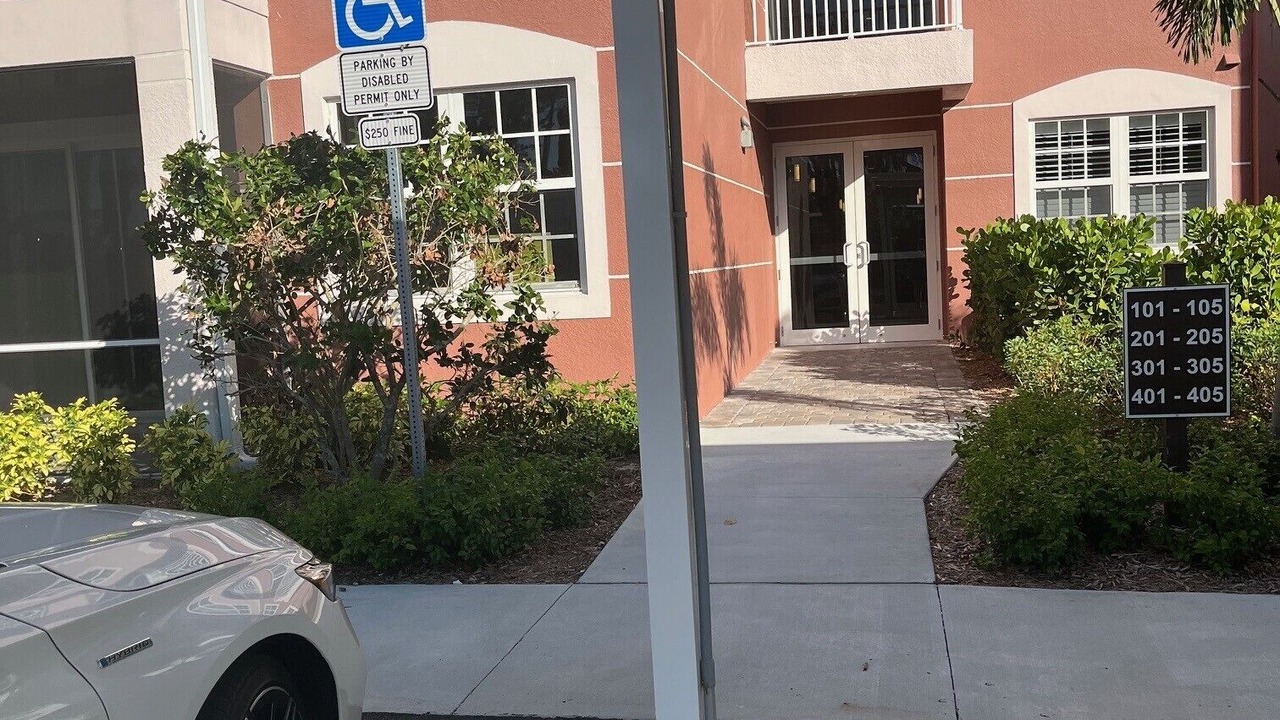 Photo of Outdoor in Majestic Palms