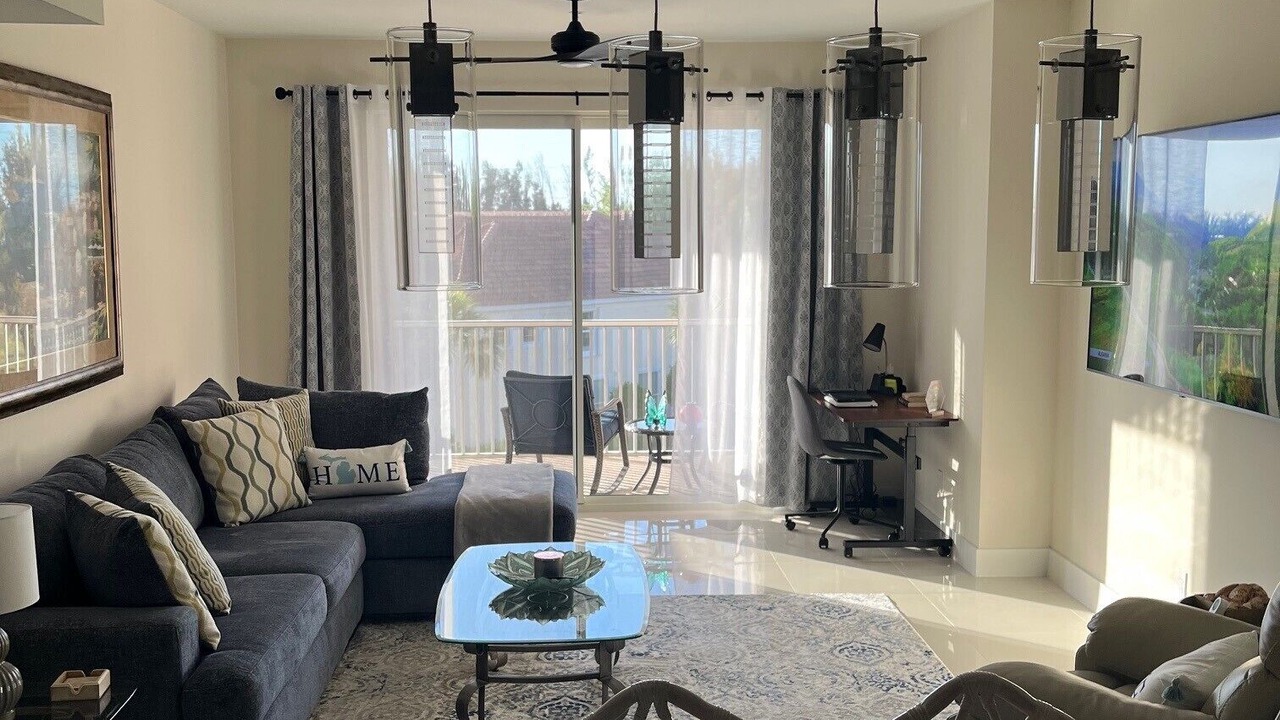 Photo of Livingroom in Majestic Palms