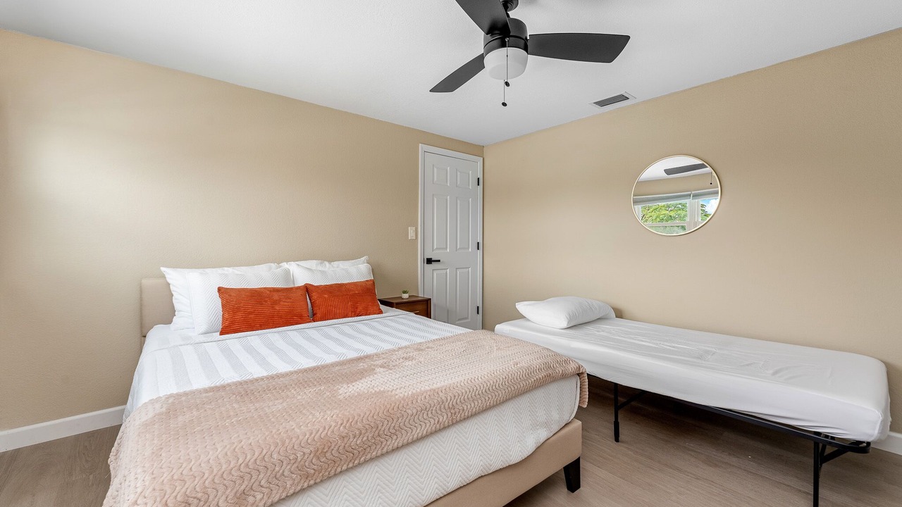 Photo of Bedroom in Bay Crest Park