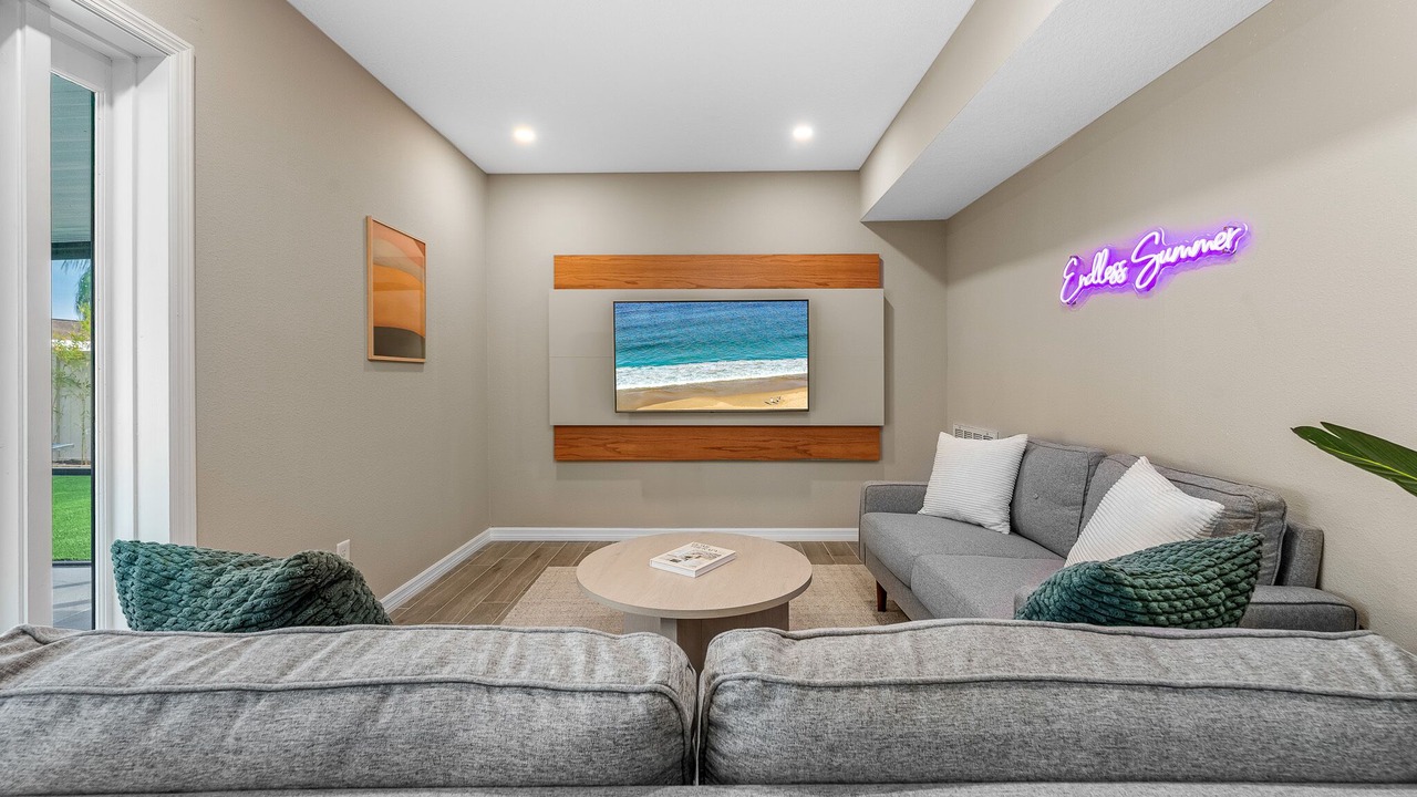 Photo of Livingroom in Bay Crest Park