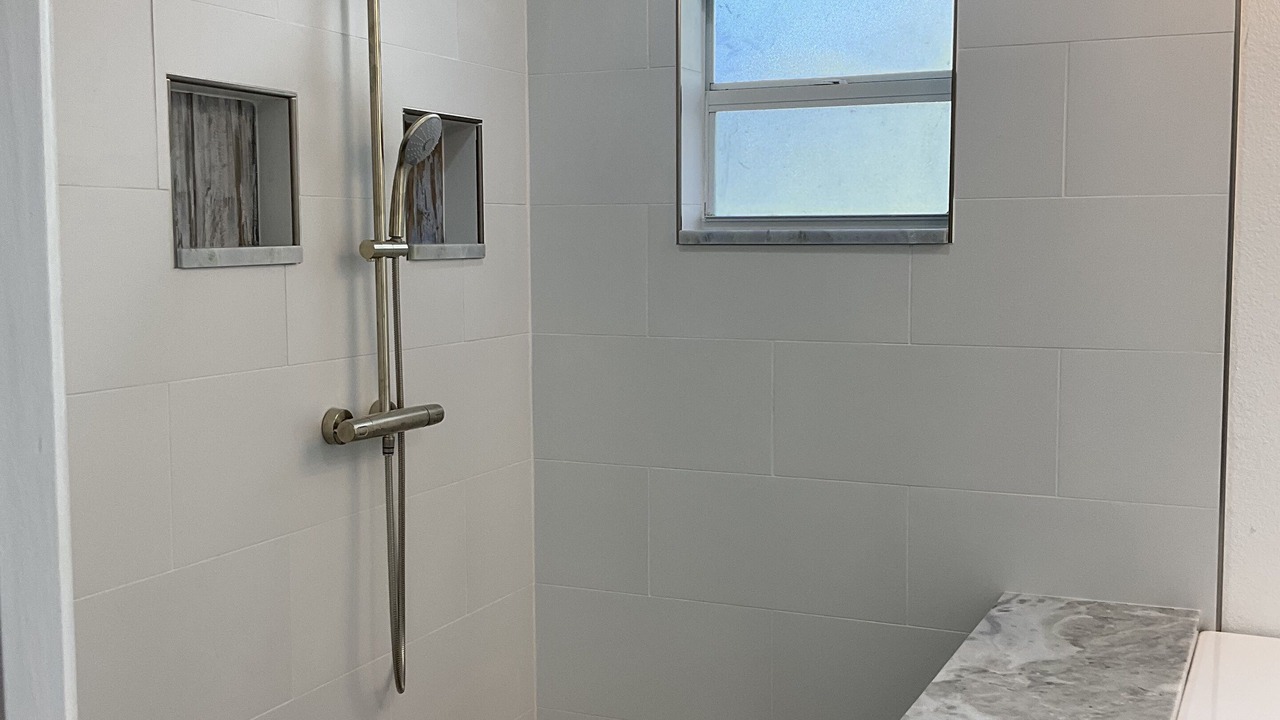 Photo of Bathroom in Sun 'N Lake