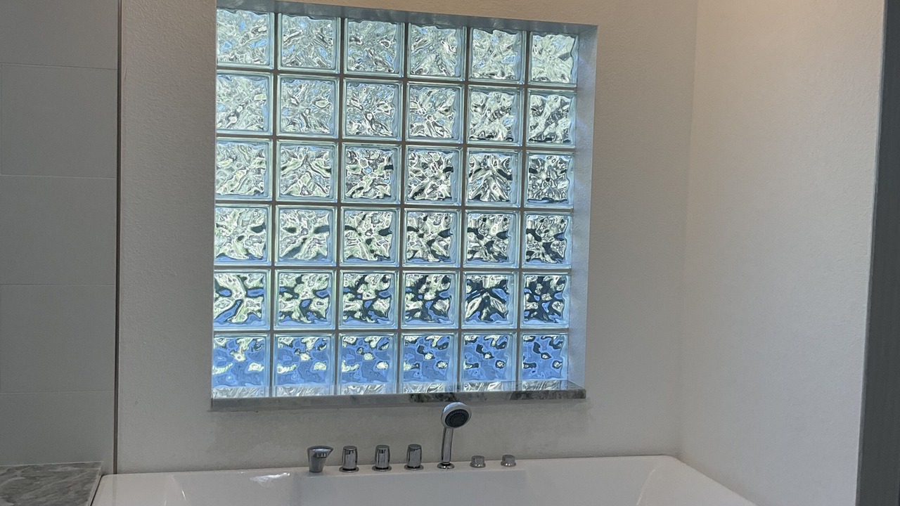 Photo of Bathroom in Sun 'N Lake