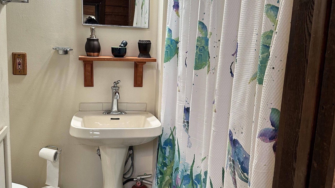 Photo of Bathroom in Okeechobee