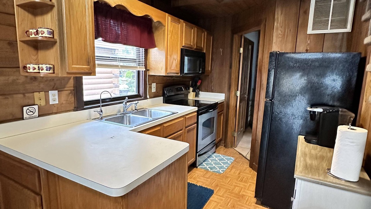 Photo of Kitchen in Okeechobee