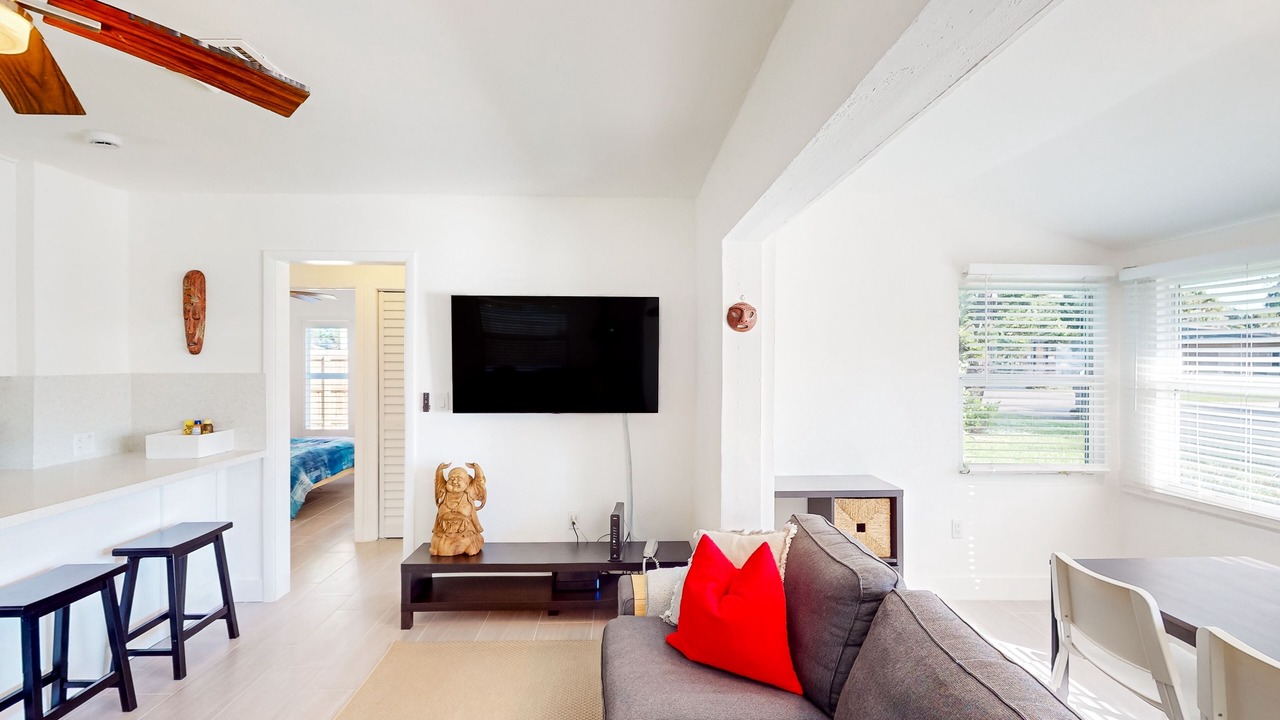 Photo of Livingroom in Edgewood