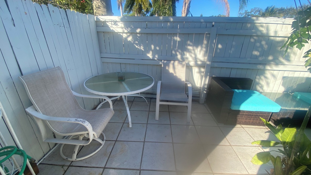 Photo of Patio Balcony in Florida Gardens