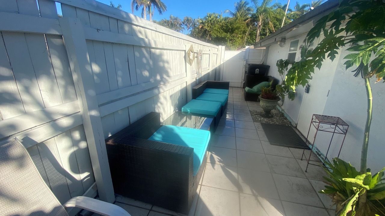 Photo of Patio Balcony in Florida Gardens