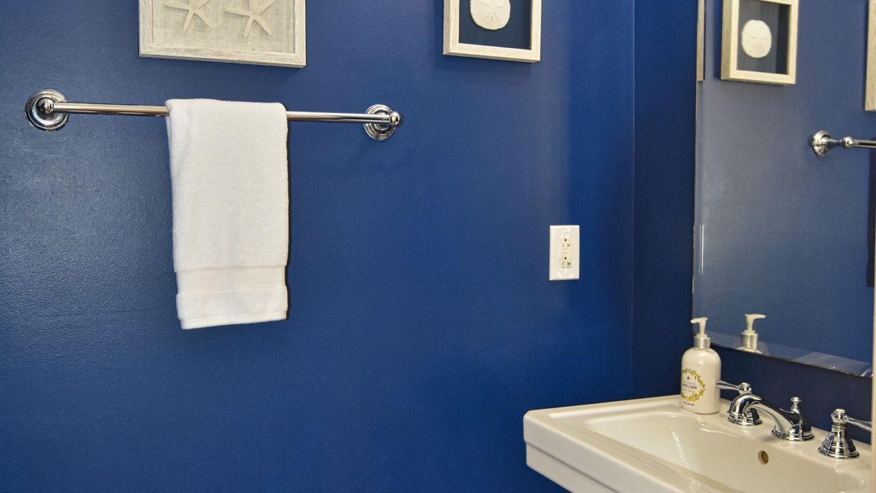Photo of Bathroom in Islamorada