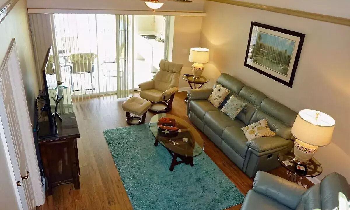 Photo of Livingroom in Naples