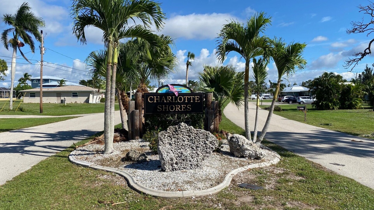 Photo of Outdoor in Pine Island Center