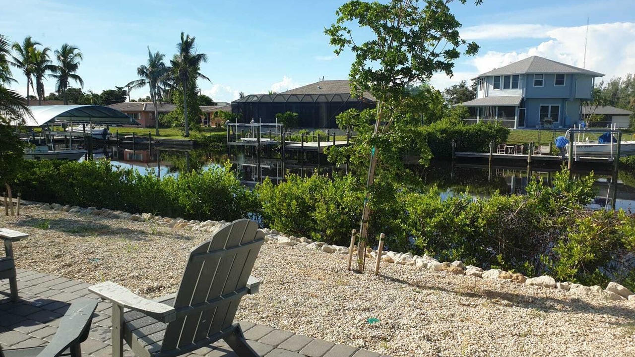 Photo of Outdoor in Pine Island Center