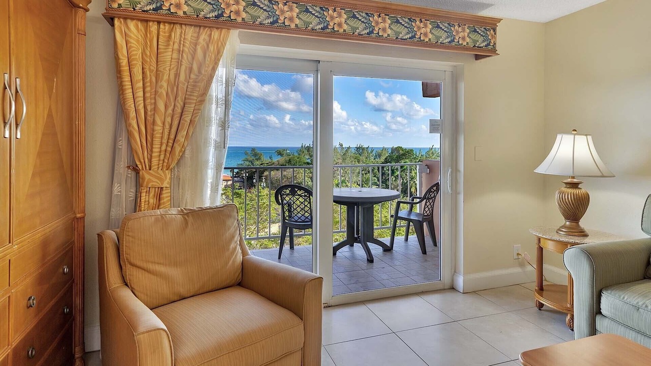 Photo of Patio Balcony in Barrier Island