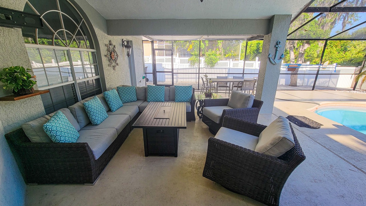Photo of Livingroom in Bridgewater Crossing