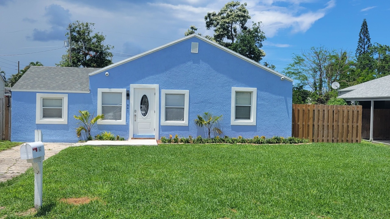 Photo of Outdoor in Poiciana Park II