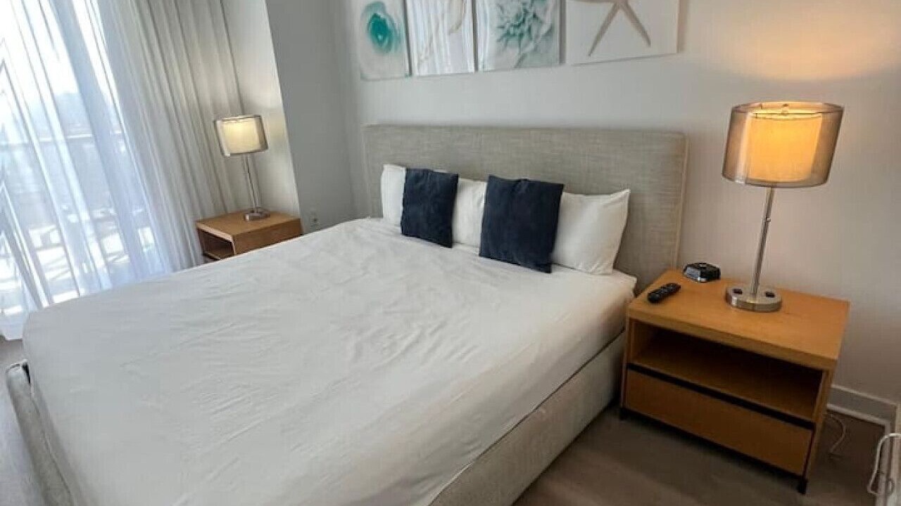 Photo of Bedroom in Hallandale Beach