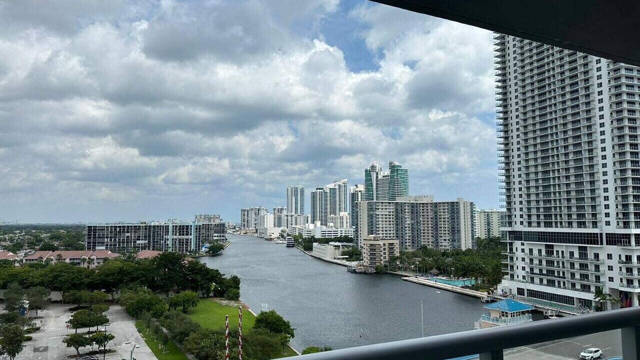Photo of Outdoor in Hallandale Beach