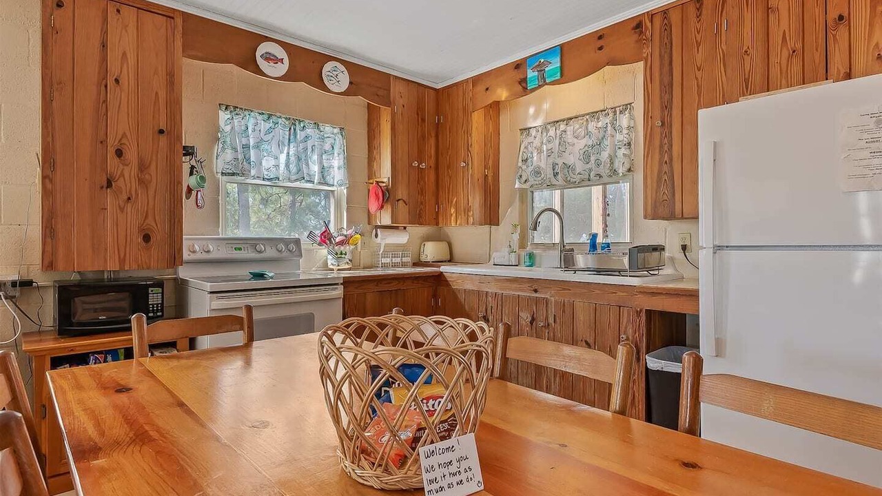 Photo of Kitchen in Alligator Point