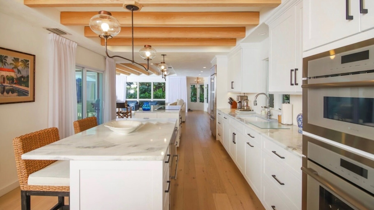 Photo of Kitchen in Downtown Boca Grande Historic District