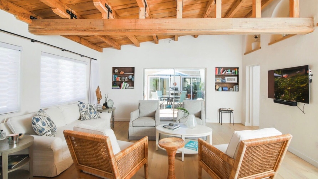 Photo of Livingroom in Downtown Boca Grande Historic District