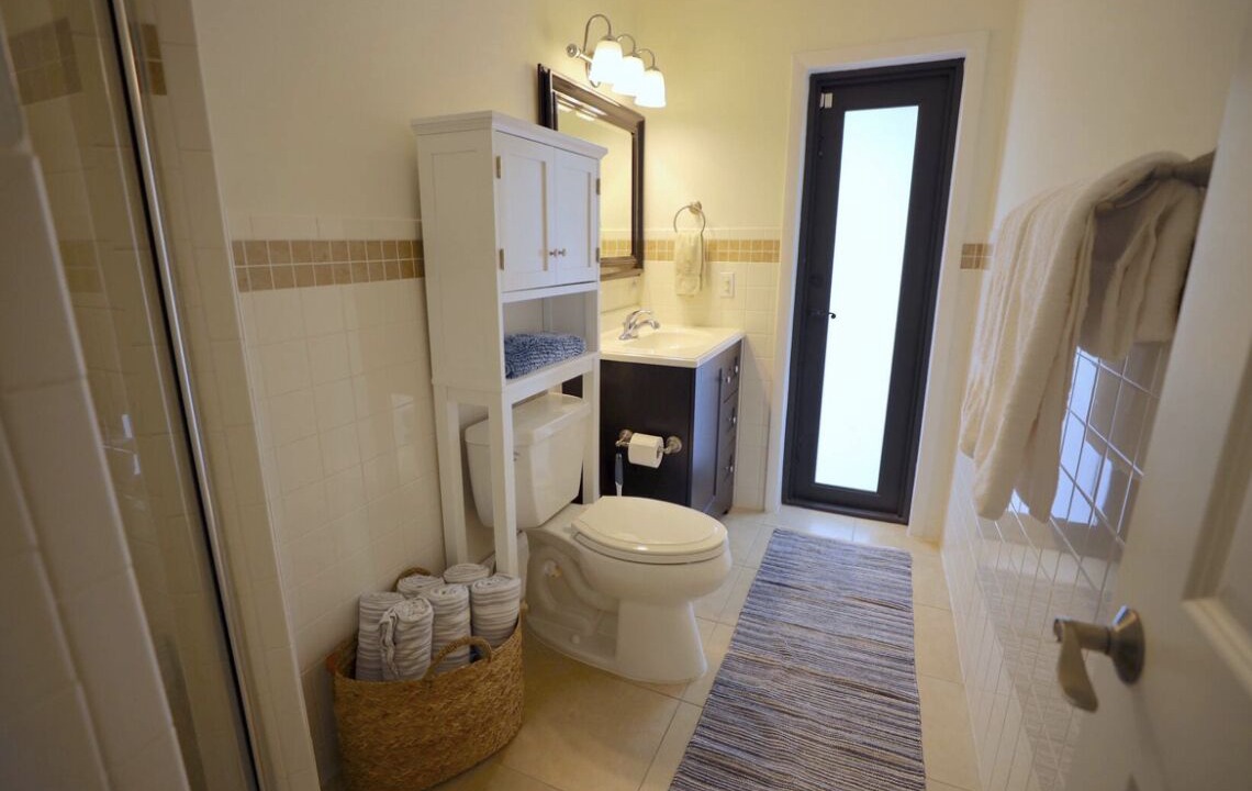 Photo of Bathroom in Pompano Isles