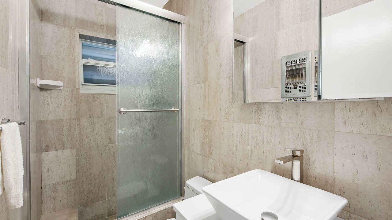 Photo of Bathroom in Harbordale