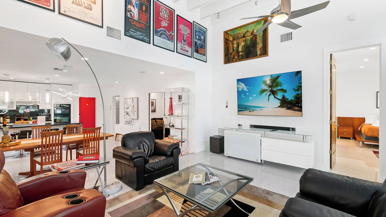 Photo of Livingroom in Harbordale