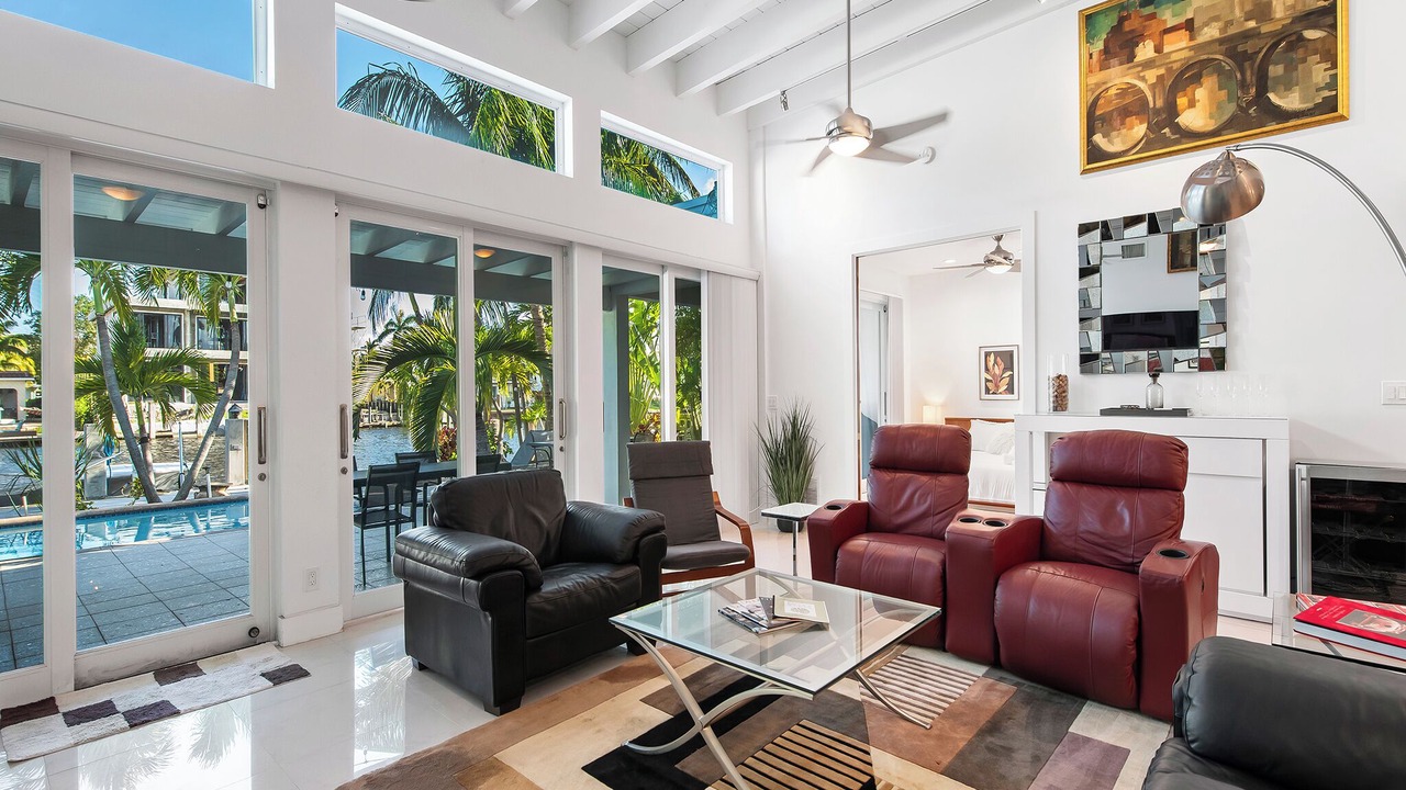 Photo of Livingroom in Harbordale